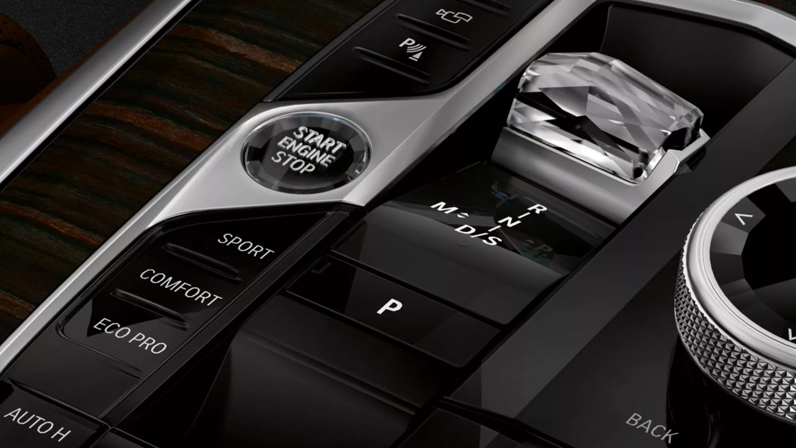 Intérieur du BMW X5 vue start and stop